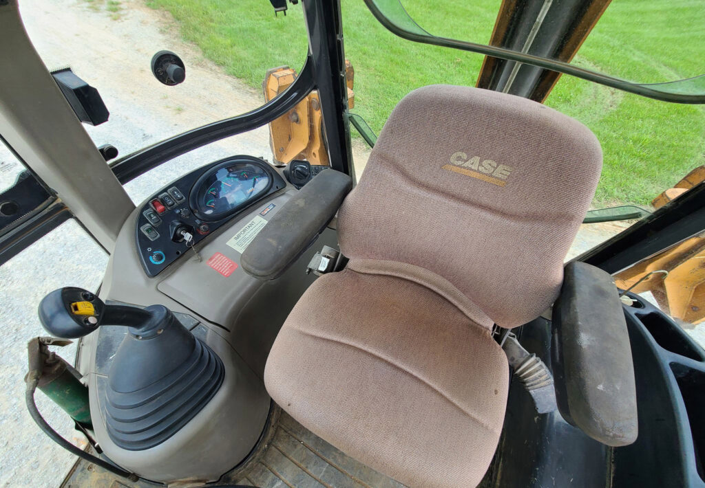 2013	Case	580_Super_N